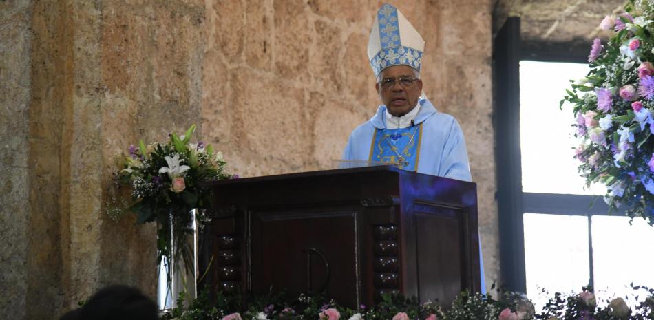 El Arzobispo Metropolitano de Santo Domingo, monseñor Francisco Ozoria, durante una celebración eucarística por el día de Las Mercedes.