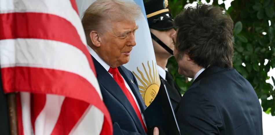 Trump condiciona la ayuda a Argentina al éxito de Milei en las ...