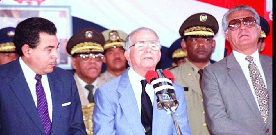 El fenecido expresidente Joaquín Balaguer (1906-2002) fue una figura central y controversial en la historia política de la República Dominicana.