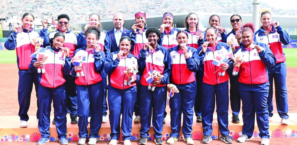 Nairobi Jiménez y Clarissa Confident ganan plata en bádminton en Juegos Bolivarianos