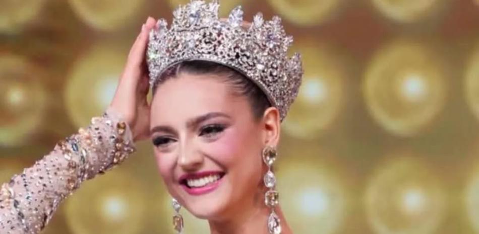 Clara Vegas Goetz, actriz de 23 años, se convierte en Miss Venezuela 2026