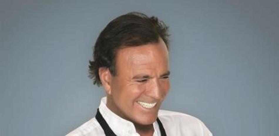 Julio Iglesias in Dominican Republic: Life and Career - News Directory 3