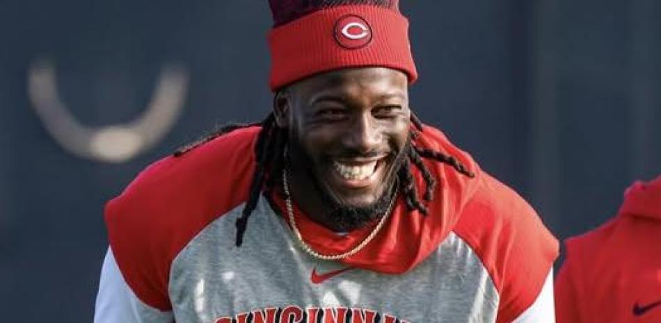 Elly De la Cruz predica con el ejemplo y llega bien temprano a entrenamientos de los Rojos.