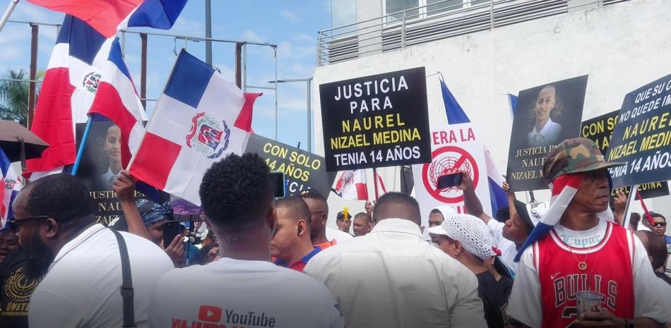 Antigua Orden Dominicana marcha en Los Mina