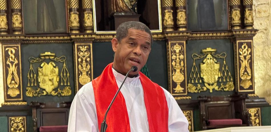 Sacerdote lamenta las "grandes desigualdades" de RD y critica la falta de prioridad de los gobiernos