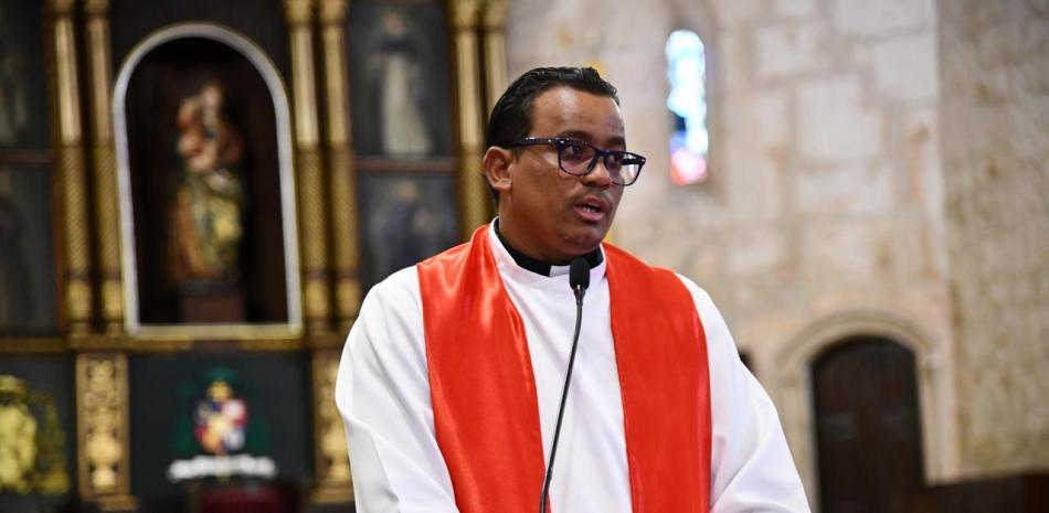 La iglesia denuncia altos gastos en publicidad gubernamental y acuerdos extraoficiales