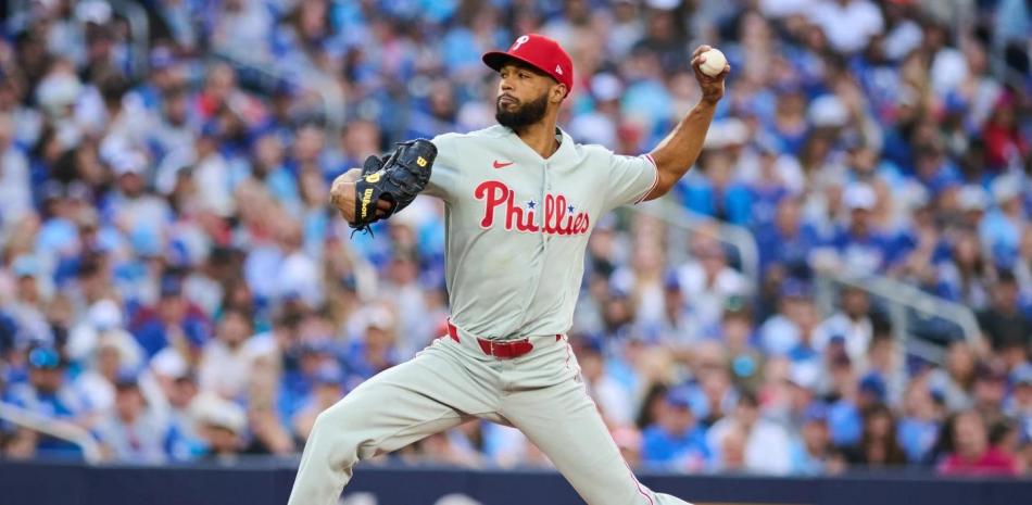Sánchez puts 10 in 7 innings and the Fis dominate the Tiles