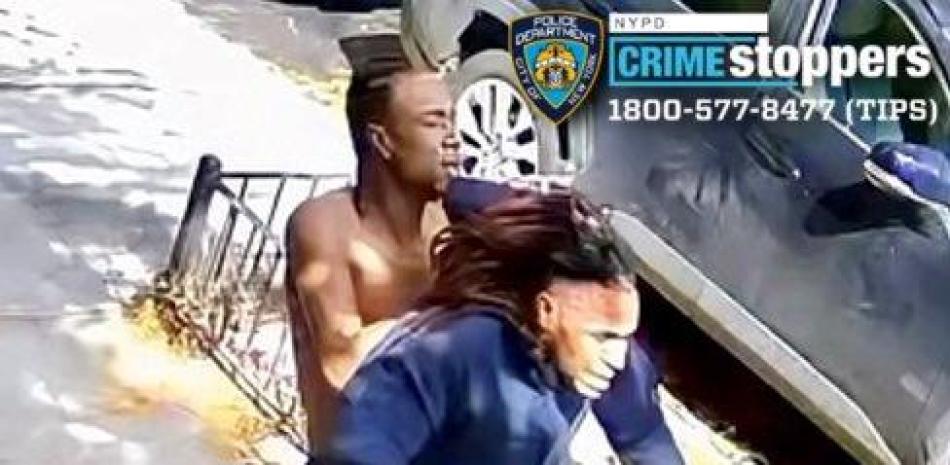 Dos criollos vinculados a asalto de detective en Nueva York