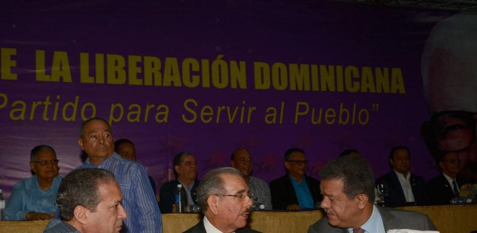Proceso. El presidente Danilo Medina logró la candidatura presidencial tras una crisis en su organización por la reinstauración de la reelección presidencial.