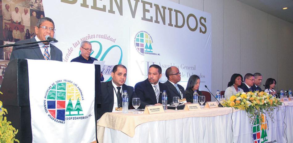 Presentación. Jesús Fernández, presidente de la Coopzoamérica, destacó los logros de la cooperativa el pasado año.
