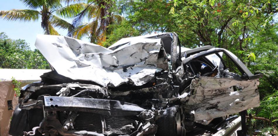 La foto muestra la gravedad de la tragedia en que murieron 7 personas. El número de víctimas mortales es impactante, más aún lo es la noticia de que la mayoría de esas muertes son prevenibles mediante la implementación de medidas de seguridad adecuadas.