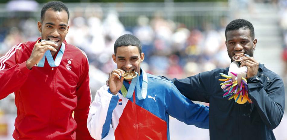 El rey. El sub-campeón olímpíco Luguelín Santos impuso su ley en los 400 lisos para alcanzar el oro.