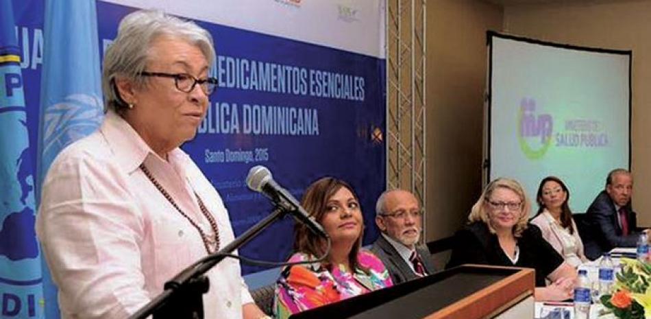 La ministra de Salud, Altagracia Guzmán Marcelino, encabeza acto de presentación del nuevo Cuadro Básico de Medicamentos Esenciales.