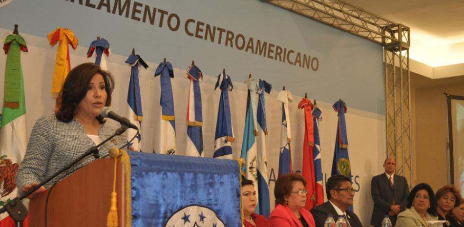 Encuentro. La vicepresidenta Margarita Cedeño habló ayer en la apertura de la Conferencia Regional del Parlacen.