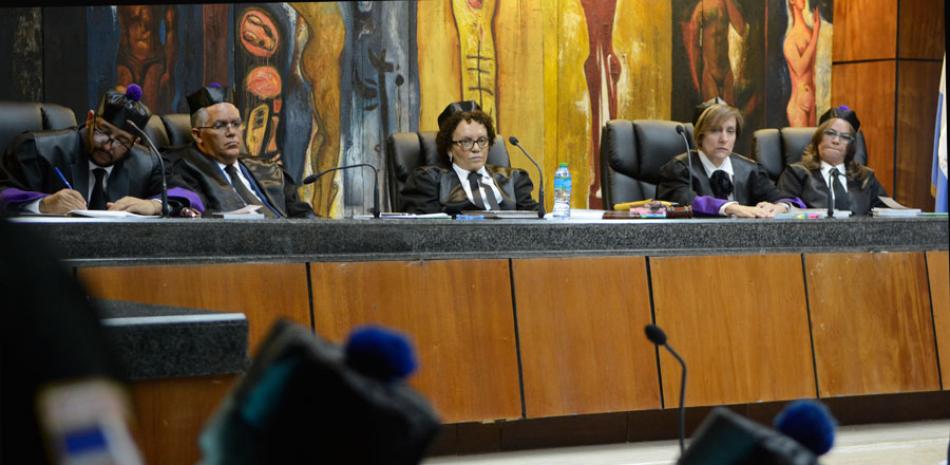 Los jueces de la Segunda Sala Penal de la Suprema durante la audiencia en el caso de senador Bautista.