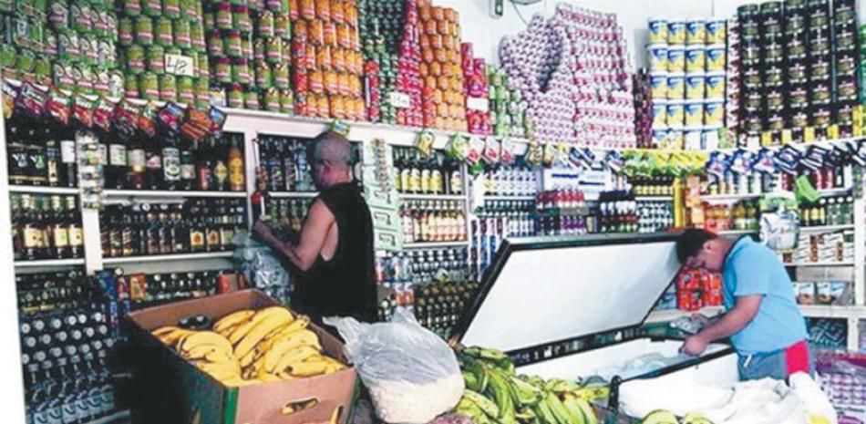 Ventas. En los pequeños supermercados se registró rebaja en 16 productos.