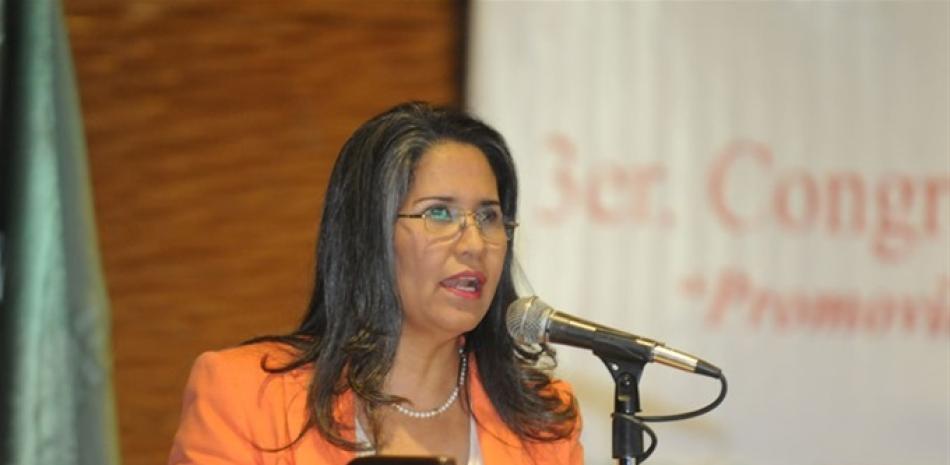 Foto archivo de la Ministra de Trabajo, Maritza Hernández.