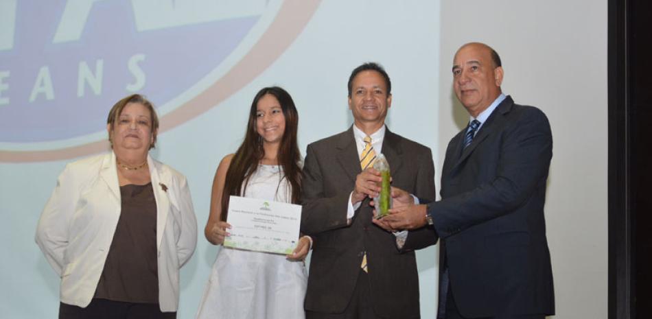 Galardón. El Ministerio de Medio Ambiente y Recursos Naturales reconoció a 29 empresas con el premio.