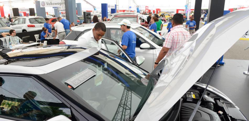 Automóviles. La Autoferia Popular oferta tasas de financiamiento de 7.5% y se realiza del 3 al 6 de este mes.