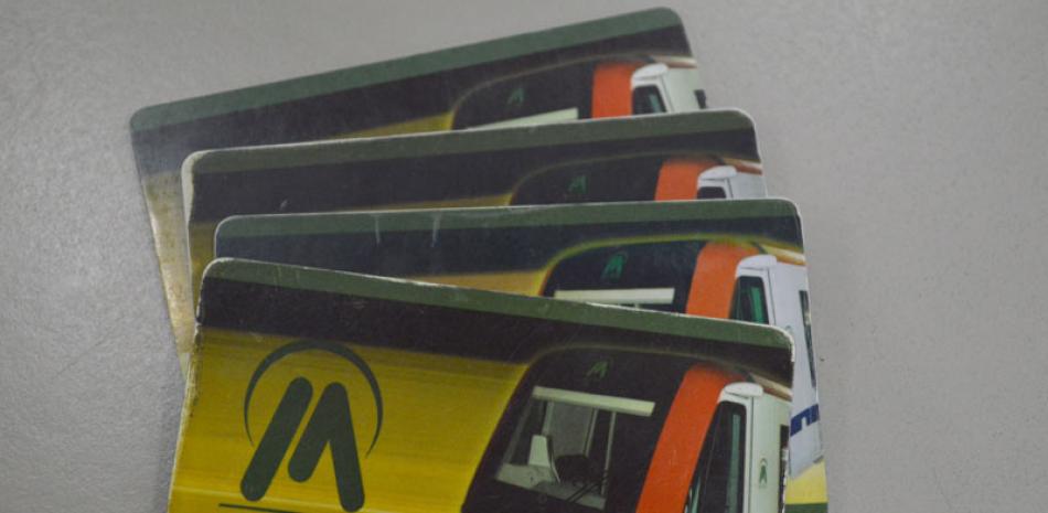 Transporte. La reanudación de la venta de tarjetas en el Metro pondrá fin a una escasez que afectó por tres meses a los usuarios, quienes tenían que hacer largas filas para comprar boletos de papel.