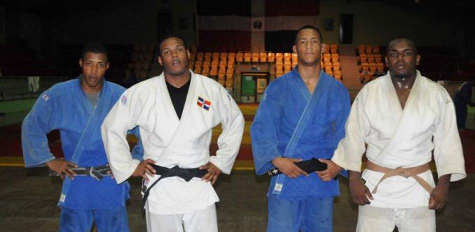 Los judocas José Gerónimo, Medison del Orbe, Robert Florentino y Lewis Medina.