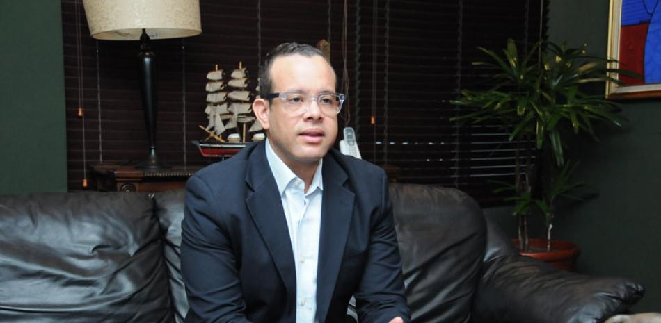 Randolph Luna Morales, ejecutivo del Grupo Mejía Alcalá, ofrece declaraciones durante su visita a Listín Diario.