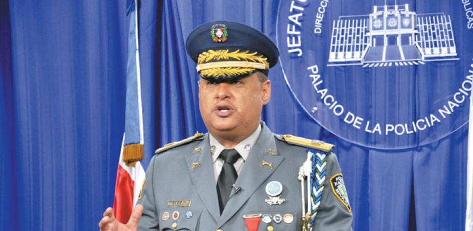 Portavoz policial. General Máximo Báez Aybar: "Reconocemos las debilidades y estamos trabajando para que después sean nuestras fortalezas”.