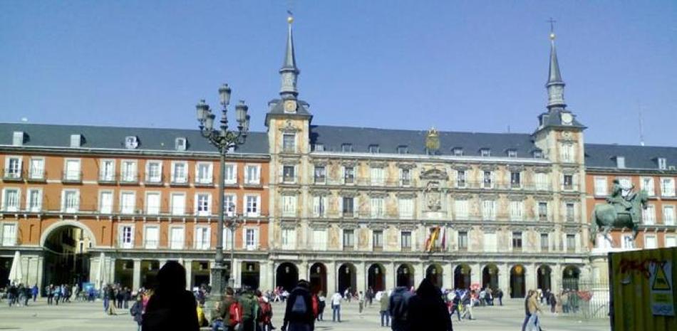 Para visitar. Edificios históricos en la Plaza Mayor, de Madrid.