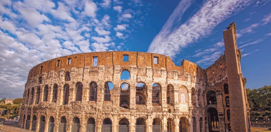 Edificio. El Coliseo es el monumento símbolo de Roma.