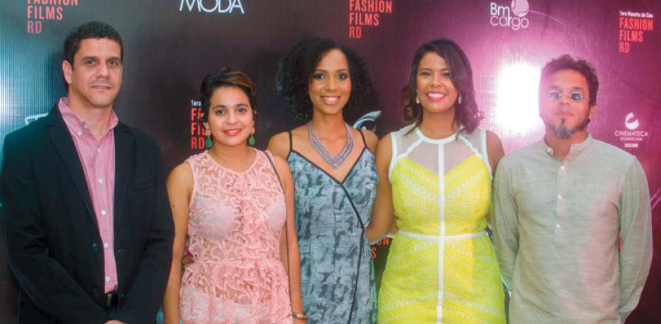 Inauguración. Alejandro Capellán, Diana Suriel, Yaneris Michel, Sofía Montes y Taba Blanchard, en la apertura del Fashion Film RD.
