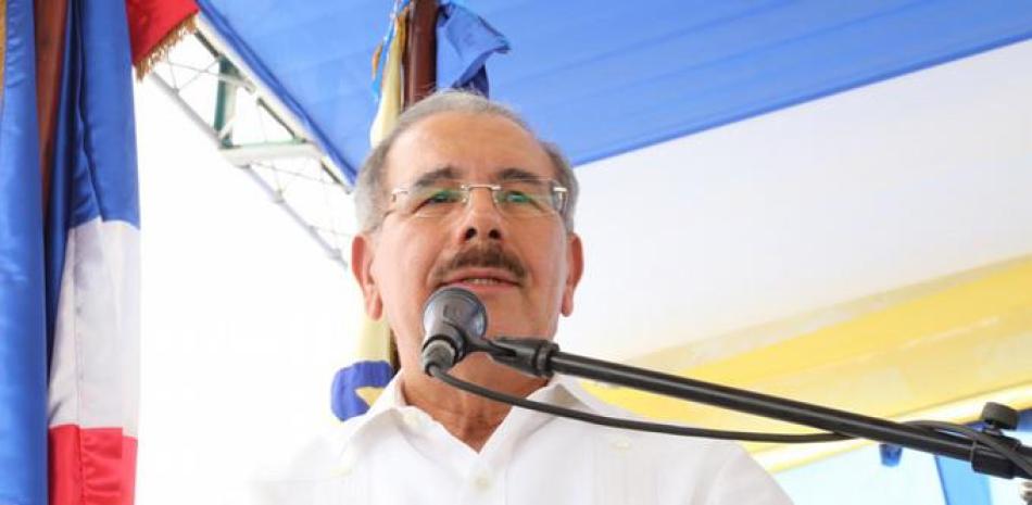 El presidente Danilo Medina habló ayer en el acto de entrega de siete proyectos habitacionales para cuatro provincias del Sur.