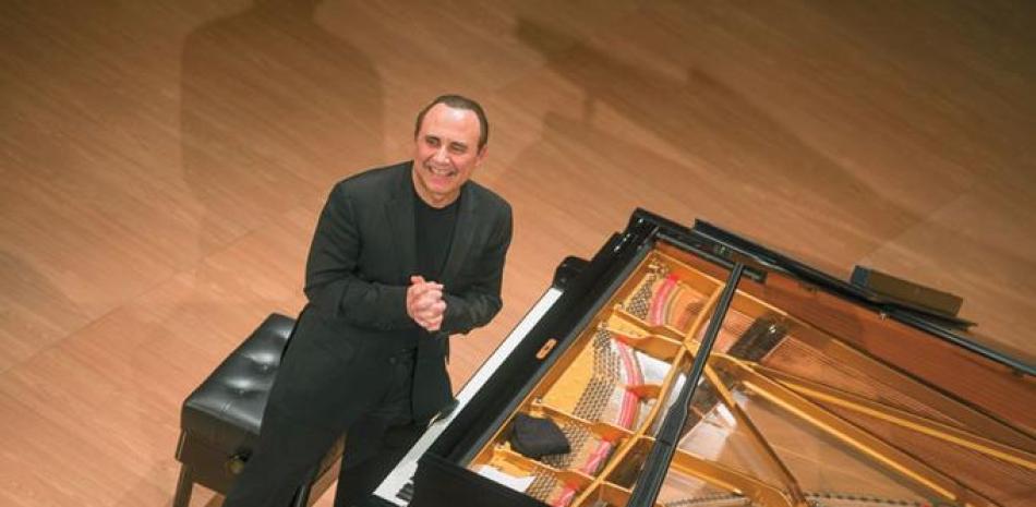 Reconocimiento. El pianista Michel Camilo ha sido nombrado por el Wiener Konzerthaus de la ciudad de Viena como Artista en Residencia para la temporada 2016-2017.