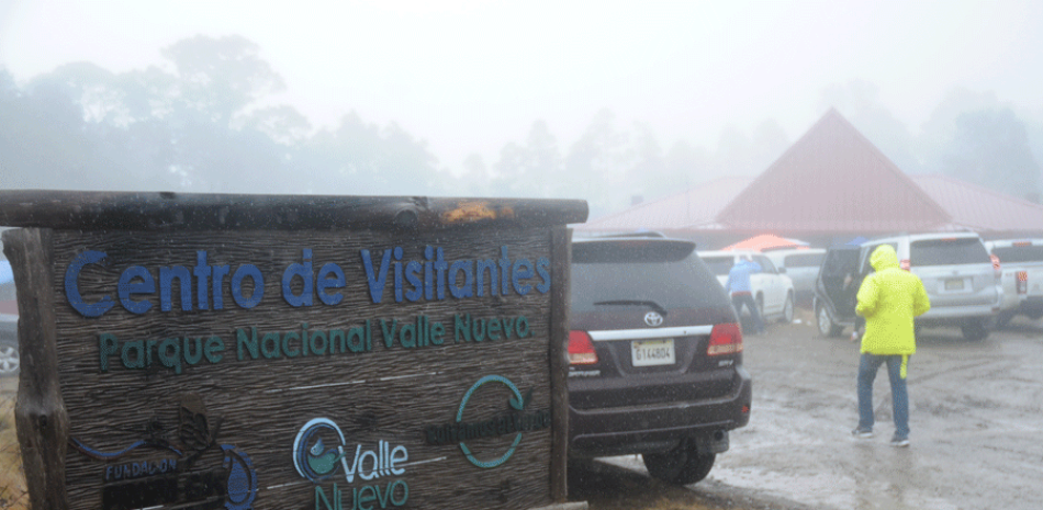 Diferentes sectores de Valle Nuevo se mantienen en tensión ante el desalojo anunciado por el Ministerio de Medio Ambiente mediante resolución que ayer venció el plazo..