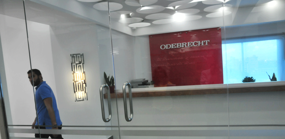 El hecho. La constructora Odebrecht admitió el pago de sorbornos por 92 millones de dólares a funcionarios dominicanos y ahora ha acordado resarcir al país con 184 millones de dólares pagaderos en ocho años.