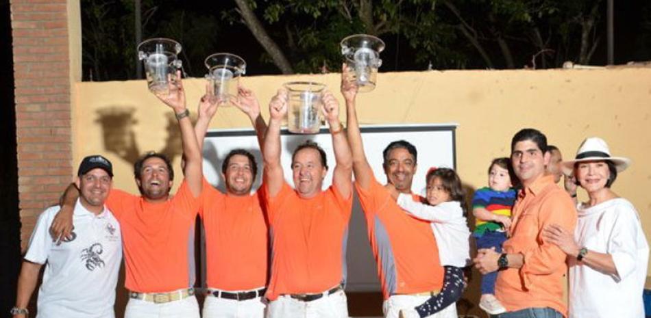 Campeón. El equipo La Carmela ganador del primer lugar en la copa de Polo Fernando Arredondo.