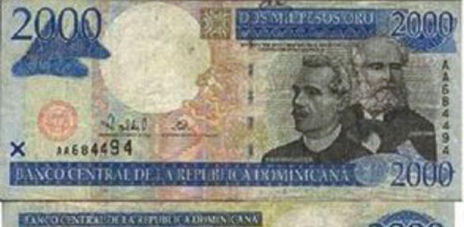 Daño. La circulación de billetes falsos afecta al comercio.