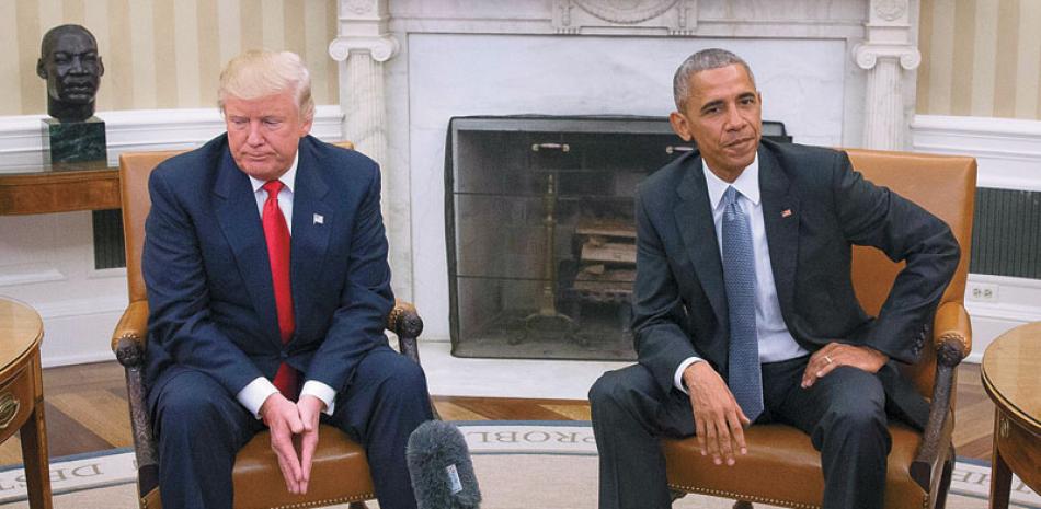 Reunión. El entonces presidente estadounidense, Barack Obama, junto al mandatario electo, Donald Trump, durante
una reunión en la Oficina Oval de la Casa Blanca, el 10 de noviembre del año pasado.