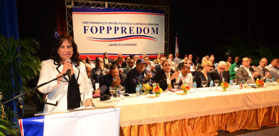 Presidenta. Peggy Cabral aseguró que el Foro será plataforma para beneficio de todos los dominicanos.