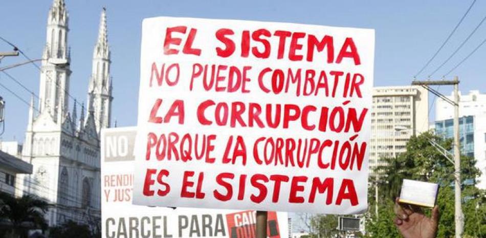 Adiós. Los panameños se han lanzado a las calles para reclamar que se castigue a los corruptos. Las acusaciones han llegado hasta la Presidencia de la República.