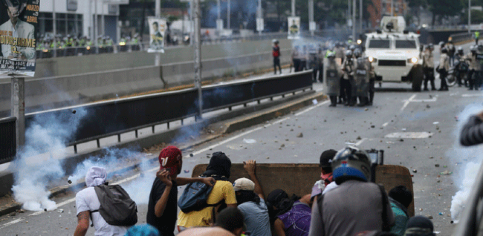 Violencia. Las protestas violentas contra el gobierno de Nicolás Maduro se han recrudecido durante los últimos días en Caracas, Venezuela.