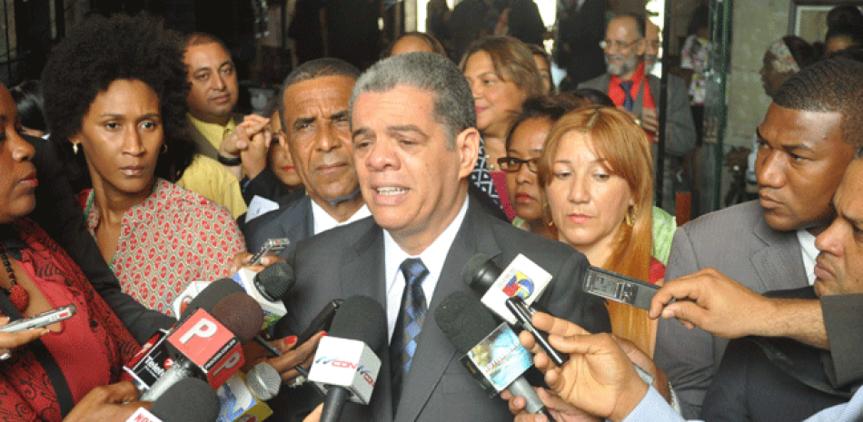 Funcionario. El ministro de Interior y Policía, Carlos Amarante Baret, aseguró que el Gobierno respeta la privacidad de las personas.