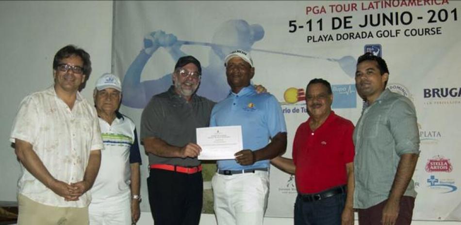 Paul Brugal, Pablo T. Brugal, Carlos Elmudesi, Julio Santos (jugador profesional de golf, ganador), Avelino Sarante, Endy Sarante.