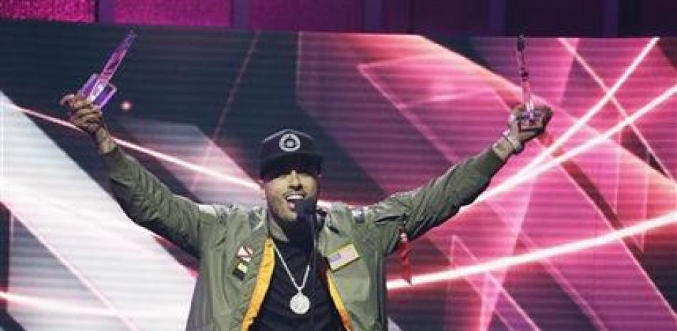 Nicky Jam reacciona al ganar los premios "Hot Latin Song" artista del año, masculino y "Latin Rhythm Songs" artista del año, solista en los Premios Billboard de la Música Latina. (AP Foto/Lynne Sladky)