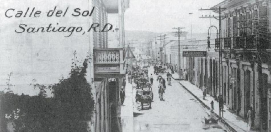 Avenida. Por la principal arteria comercial de Santiago andaban los asaltantes atemorizando a la población.