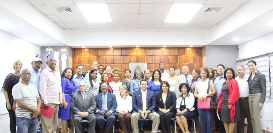 Participantes. Miembros del CDP y autoridades de Unicaribe.