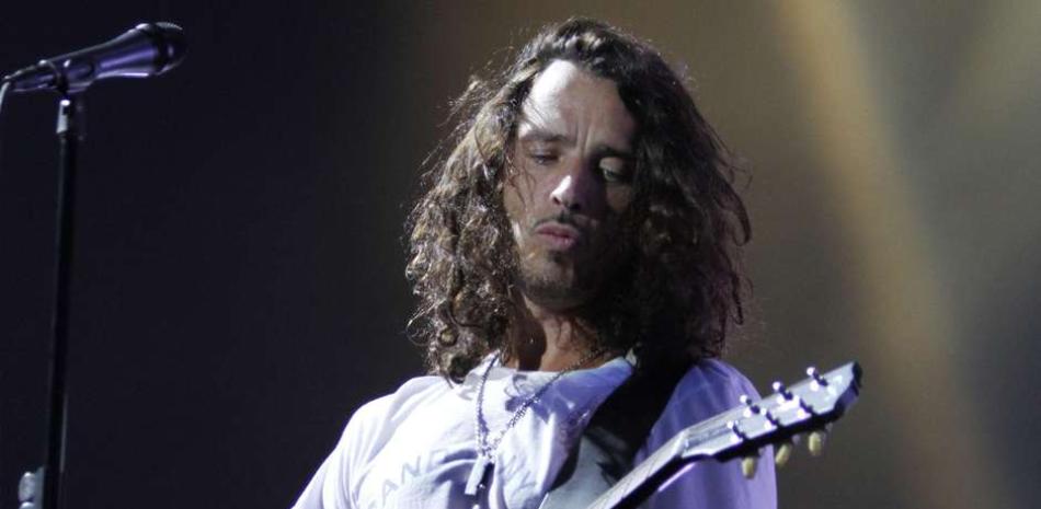 Chris Cornell, de 52 años, fue encontrado muerto horas después de que cantar sobre el escenario para un concierto en Detroit. Él fue el vocalista principal de las bandas de rock Soundgarden y Audioslave. Foto: AP