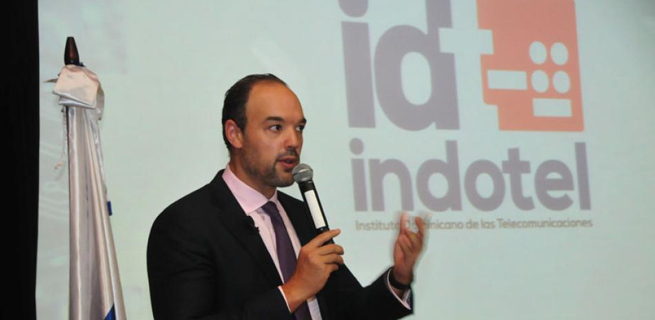 Funcionario. José del Castillo Saviñón, director del Indotel.