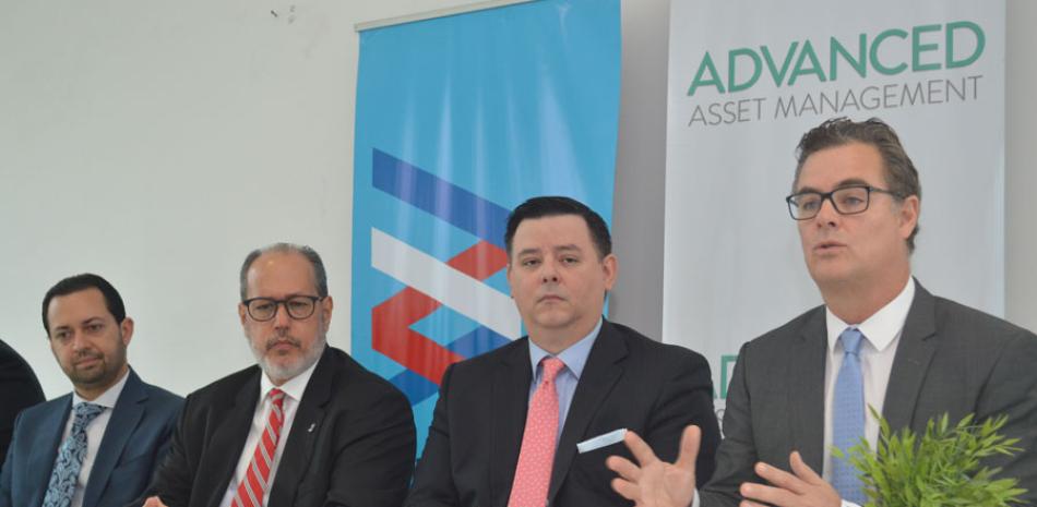 Felipe Amador, Manuel Díez Cabral y otros ejecutivos.