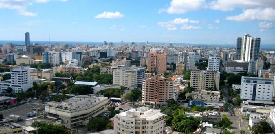 Nación. República Dominicana crecerá un 5.3% de su producto interno bruto (PIB) en 2017, el mayor de la región ALC.