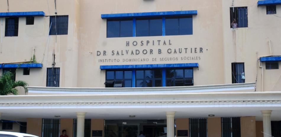 Servicio. El hospital Salvador B. Gautier cuenta con un equipo de hemodinamia que tiene más de un año dañado.